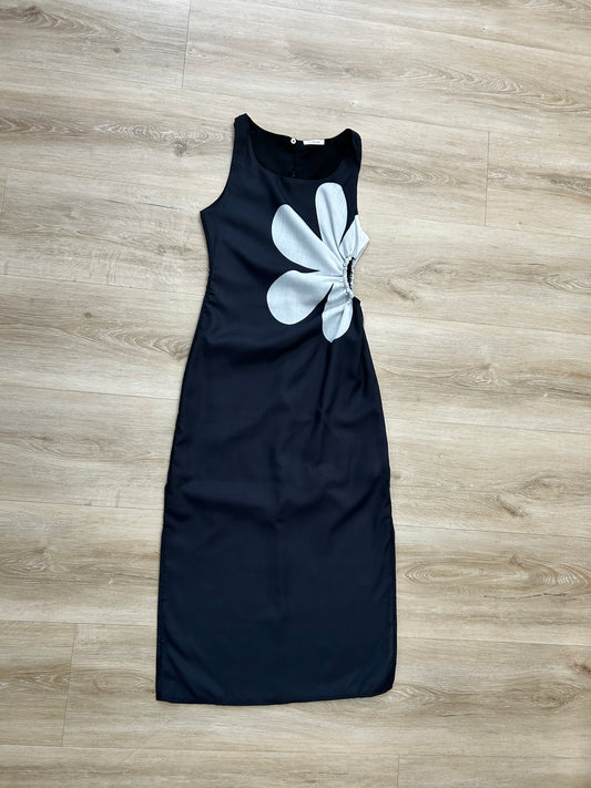 Cut-Out Flower Maxi Dress